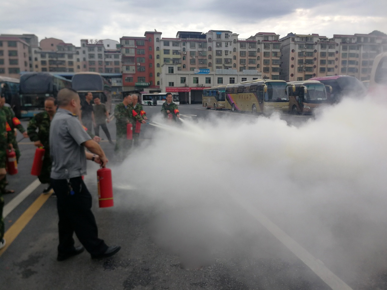 郴汽集團(tuán)城際大巴站開展2020年消防、反恐、應(yīng)急救援演練 郴汽集團(tuán)城際大巴站開展2020年消防、反恐、應(yīng)急救援演練